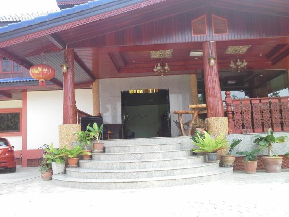 suandarbporn resort mae sot