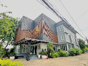 the nine place chaeng sanit