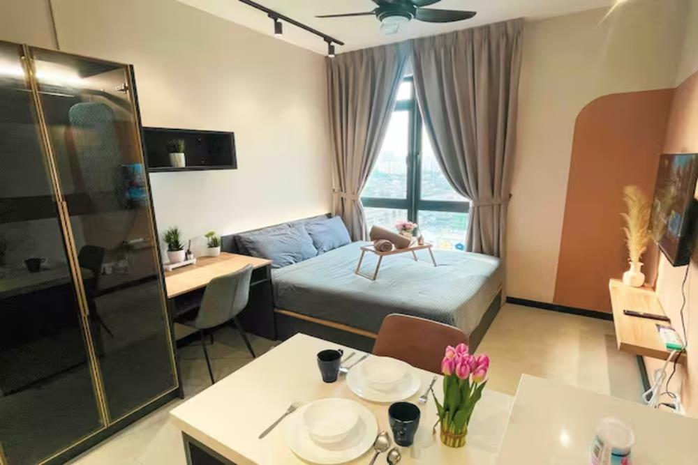 neusuite cozy studio by guestonic