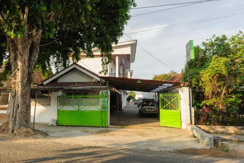 urbanview hotel betego syariah enggal