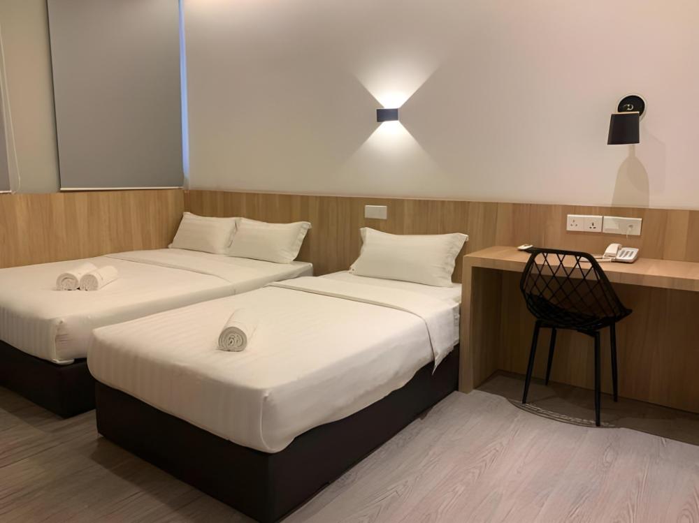 the daily hotel