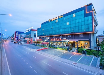 216 station suite gebze