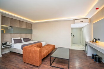 216 station suite gebze