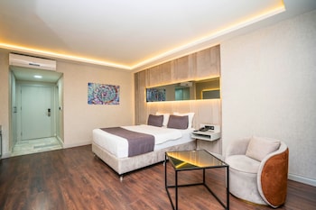 216 station suite gebze