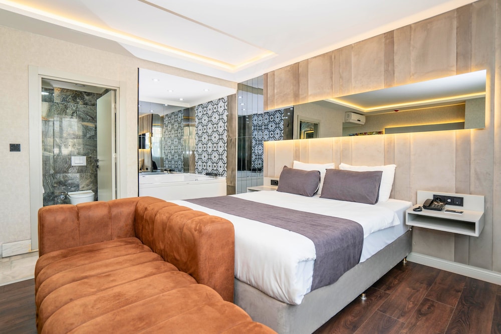 216 station suite gebze