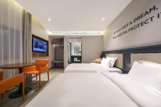starway hotel wuhan hanjiang road jiqing street