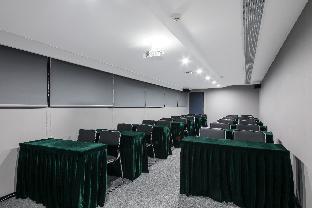 starway hotel wuhan hanjiang road jiqing street