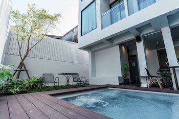 Por Arak,Thailand>>Chiang Mai,3 star