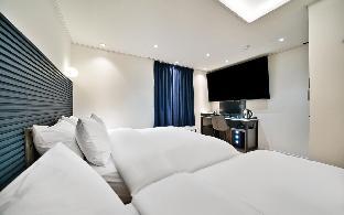 dongdaemun history cultural park station loo lou hotel