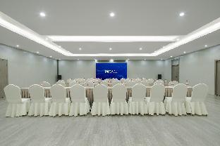 borrman hotel xian port area olympic sports center