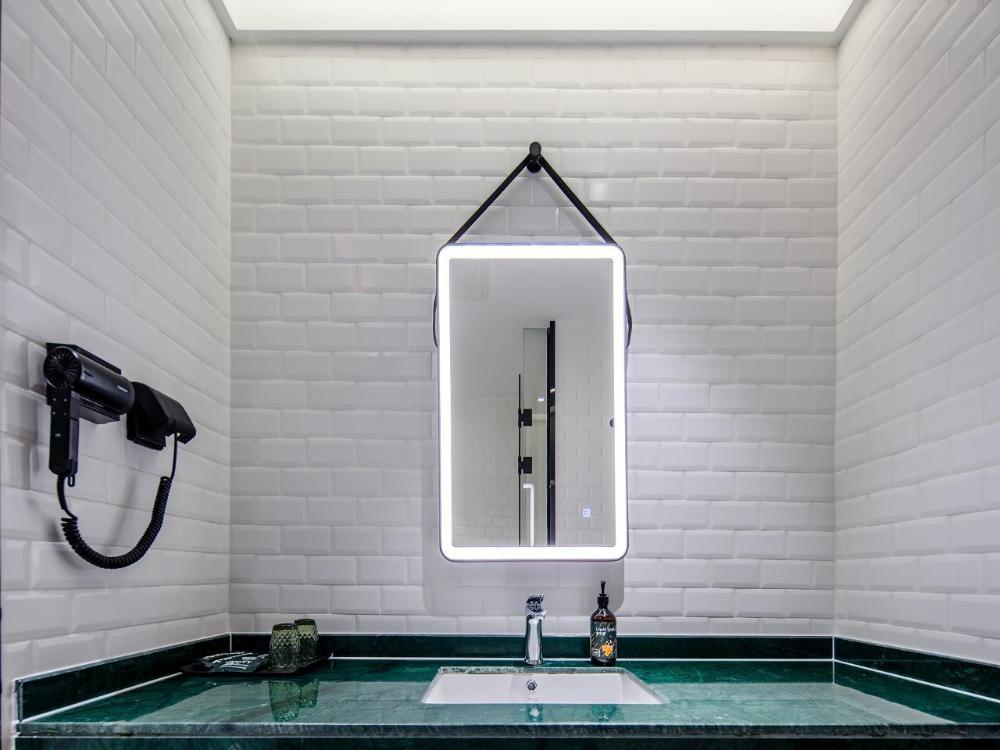 premier city comfort hotel nanning binyang trade city tv station