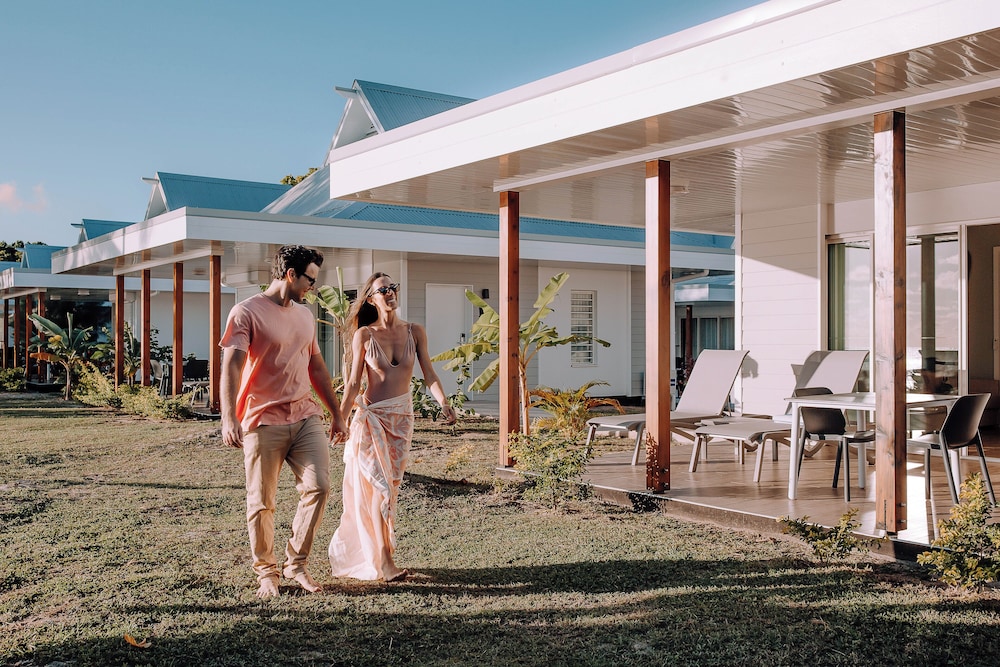 niu beach hotel moorea