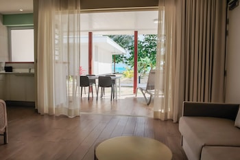 niu beach hotel moorea