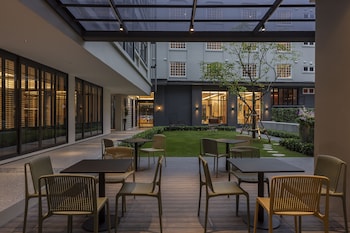 pranakorn heritage hotel