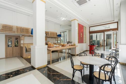 pranakorn heritage hotel