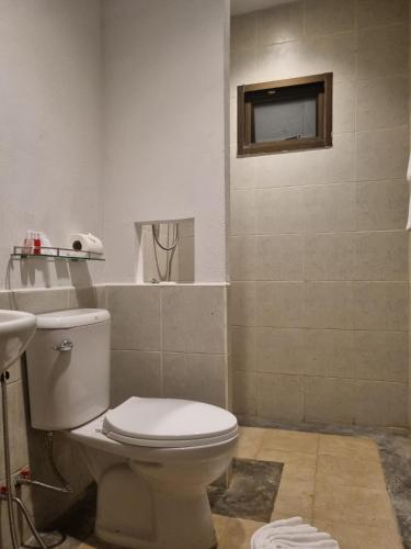 new breakers hotel rawai