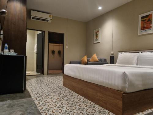new breakers hotel rawai