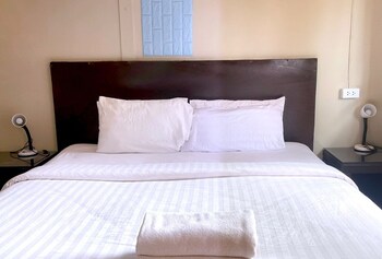 new breakers hotel rawai