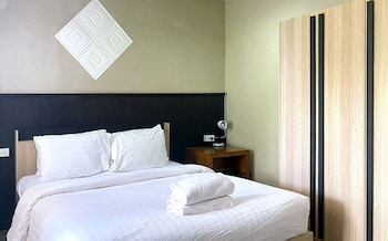 new breakers hotel rawai