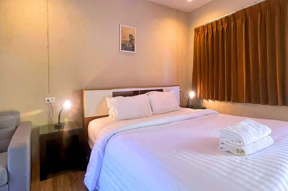 new breakers hotel rawai
