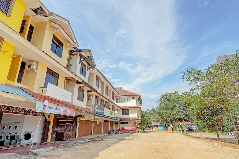 spot on 92923 toyo homestay syariah