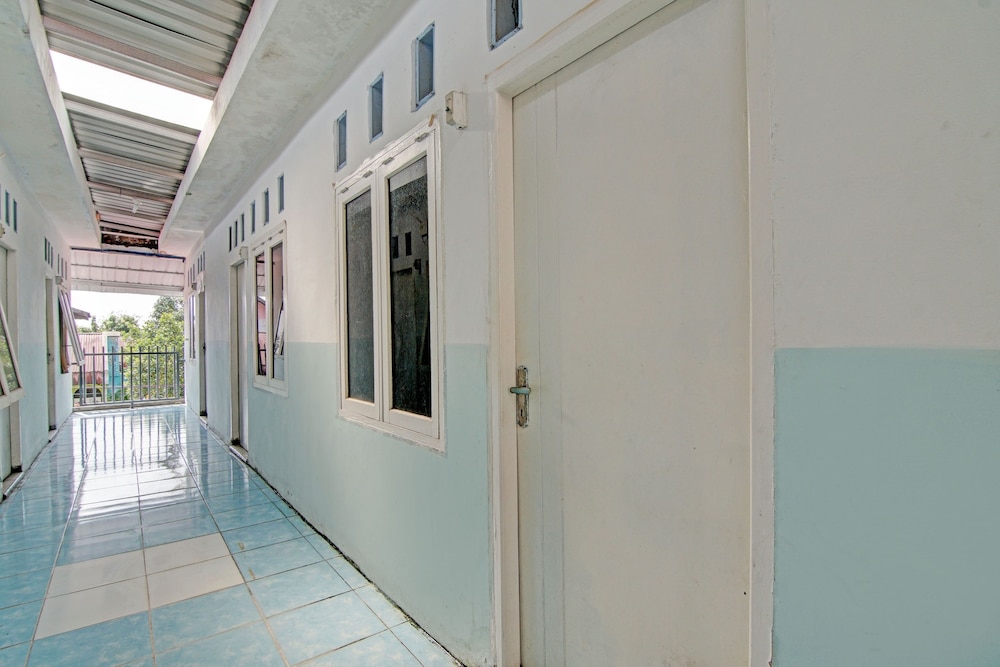 oyo 92933 marvel house syariah