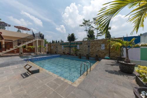 reddoorz resort ciater 2