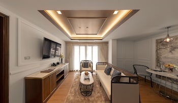 chino at nimman luxury boutique hotel