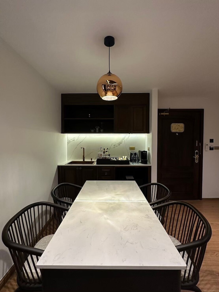 chino at nimman luxury boutique hotel