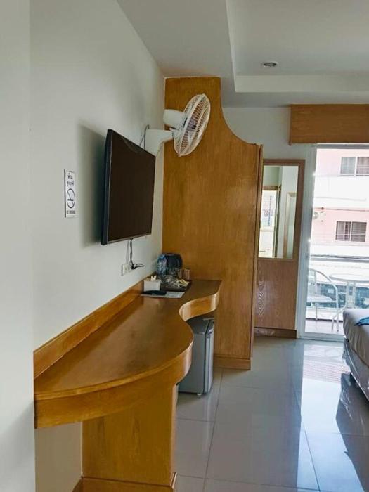t and c hotel patong beach