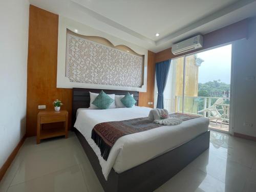 t and c hotel patong beach