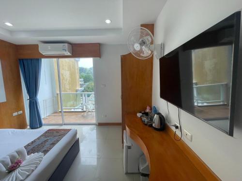 t and c hotel patong beach