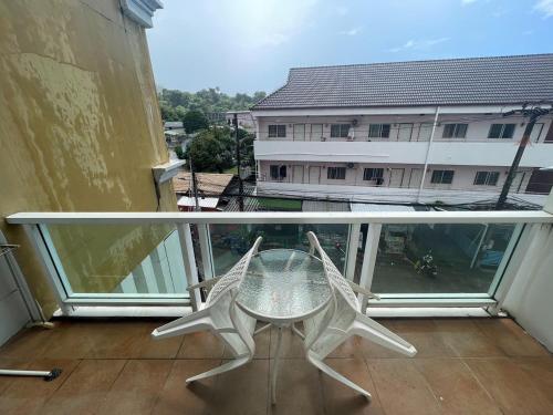 t and c hotel patong beach