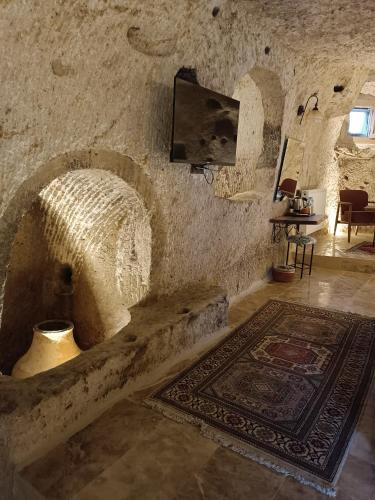 peruna cave hotel
