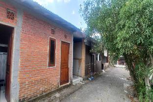 spot on 93010 omah bareng syariah sambisari