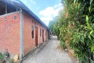 spot on 93010 omah bareng syariah sambisari