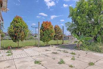 spot on 93010 omah bareng syariah sambisari