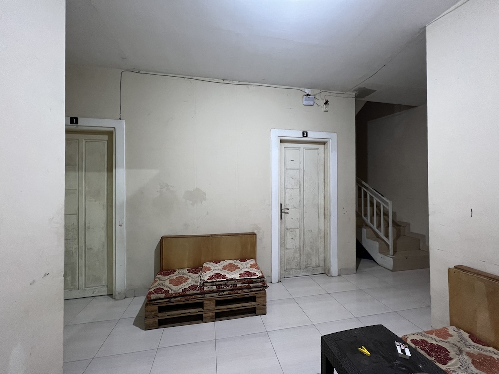 spot on 93022 anugrah homestay syariah