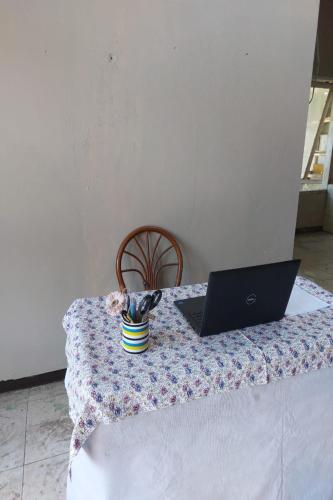 spot on 93035 karmans sari homestay syariah