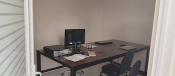 spot on 93042 lina homestay syariah