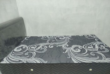 spot on 93042 lina homestay syariah