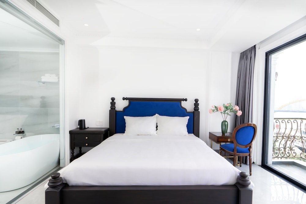 quang minh riverside hotel danang