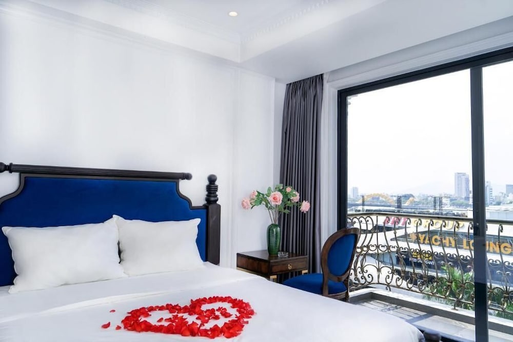 quang minh riverside hotel danang