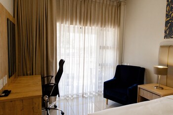 acres inn klerksdorp