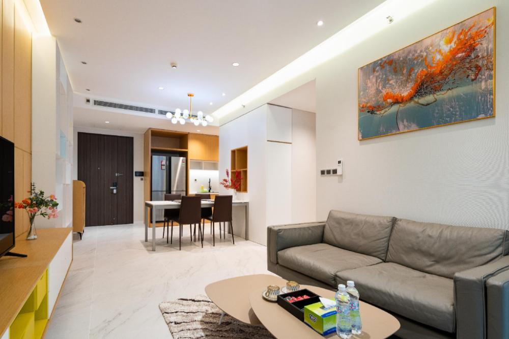 convinia luxury the peak midtown