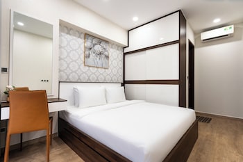 convinia luxury the peak midtown