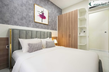 convinia luxury the peak midtown