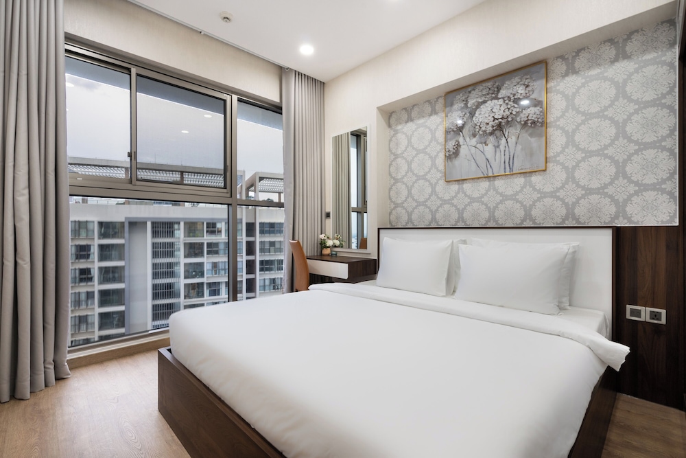 convinia luxury the peak midtown