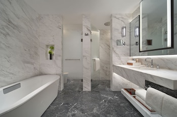 hyatt regency changshu kuncheng lake