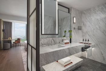 hyatt regency changshu kuncheng lake